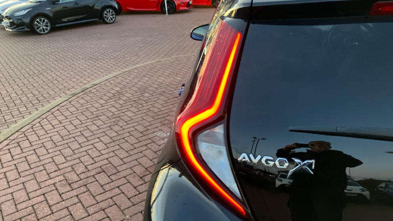 Toyota Aygo X 1.0 VVT-i Edge 5dr Petrol Hatchback
